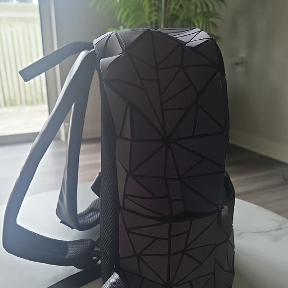 Geometric Pattern Backpack - Picture 3 of 6